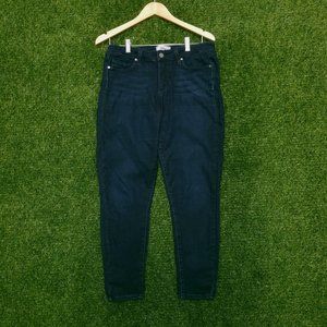 PAIGE Super Strechy Verdugo Ankle Jeans